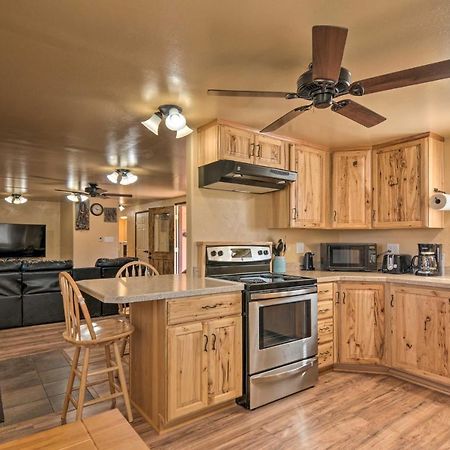 Cozy Home With Canyon Views 2 Mi To Grand Staircase Henrieville Eksteriør bilde