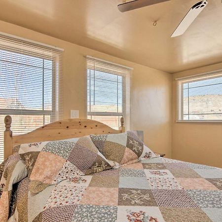 Cozy Home With Canyon Views 2 Mi To Grand Staircase Henrieville Eksteriør bilde