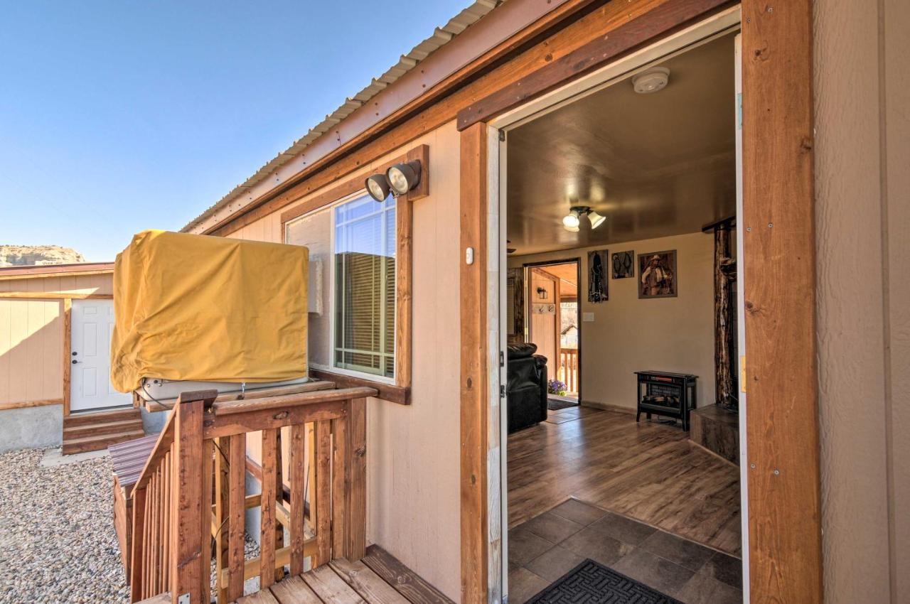 Cozy Home With Canyon Views 2 Mi To Grand Staircase Henrieville Eksteriør bilde